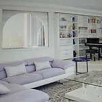 Luxurious Villa Sea View